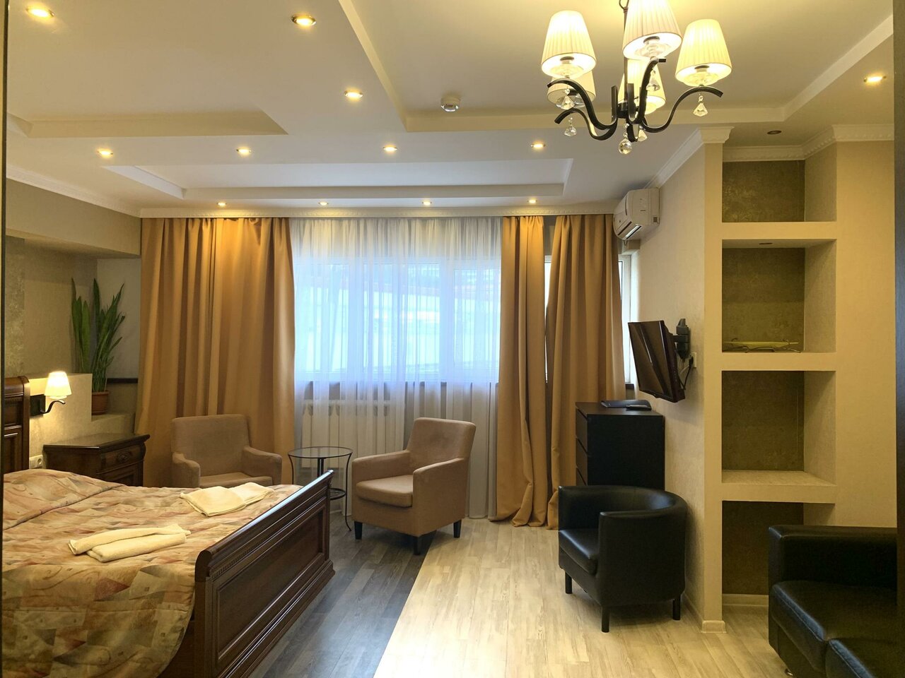 Гостиница Экипаж Сочи-13